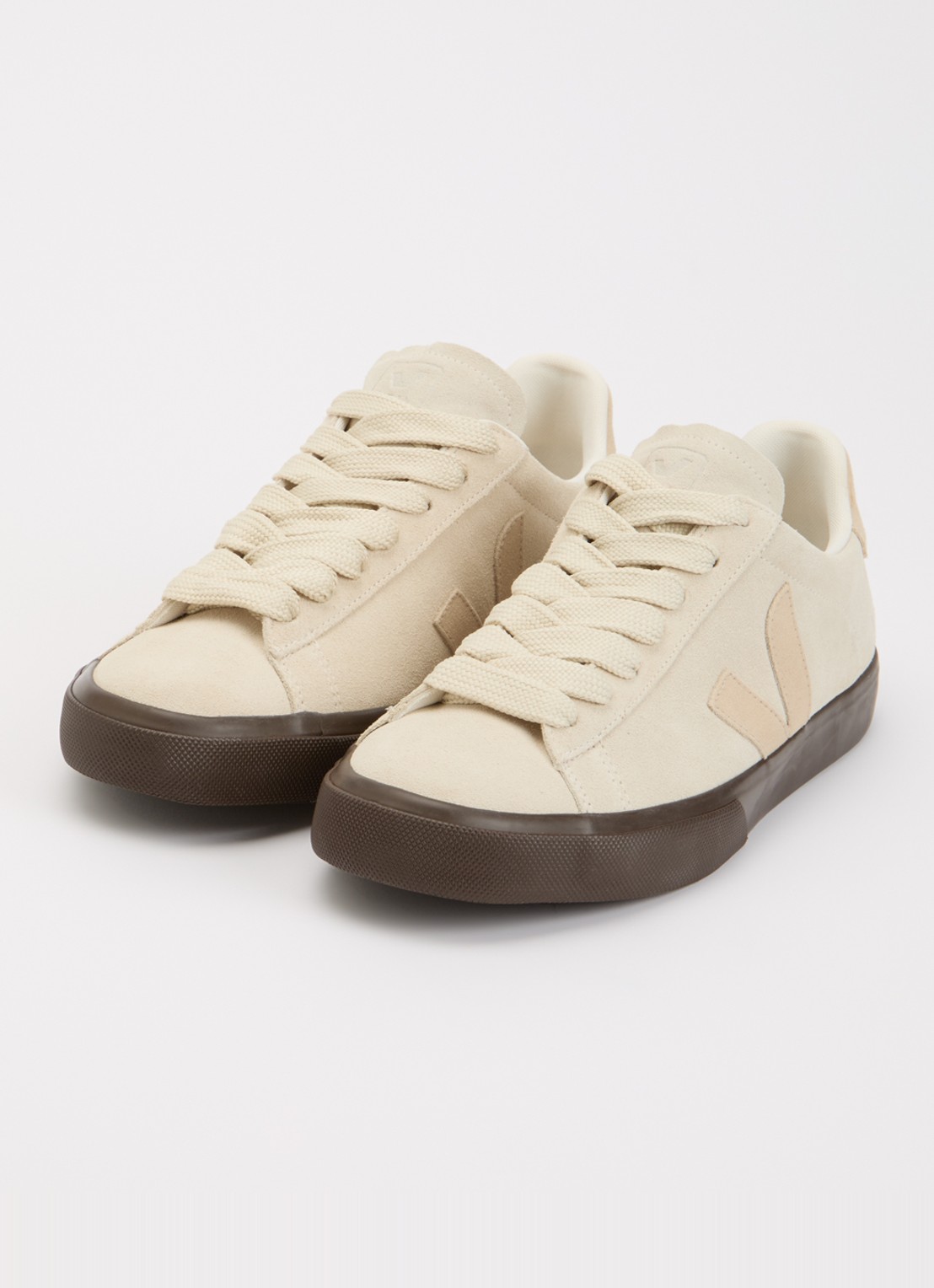 Veja Campo sneaker van suède - detail 3 beige