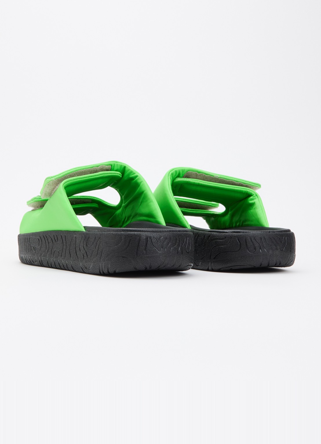 Veja Etna slipper van leer met logo - achterkant neongroen