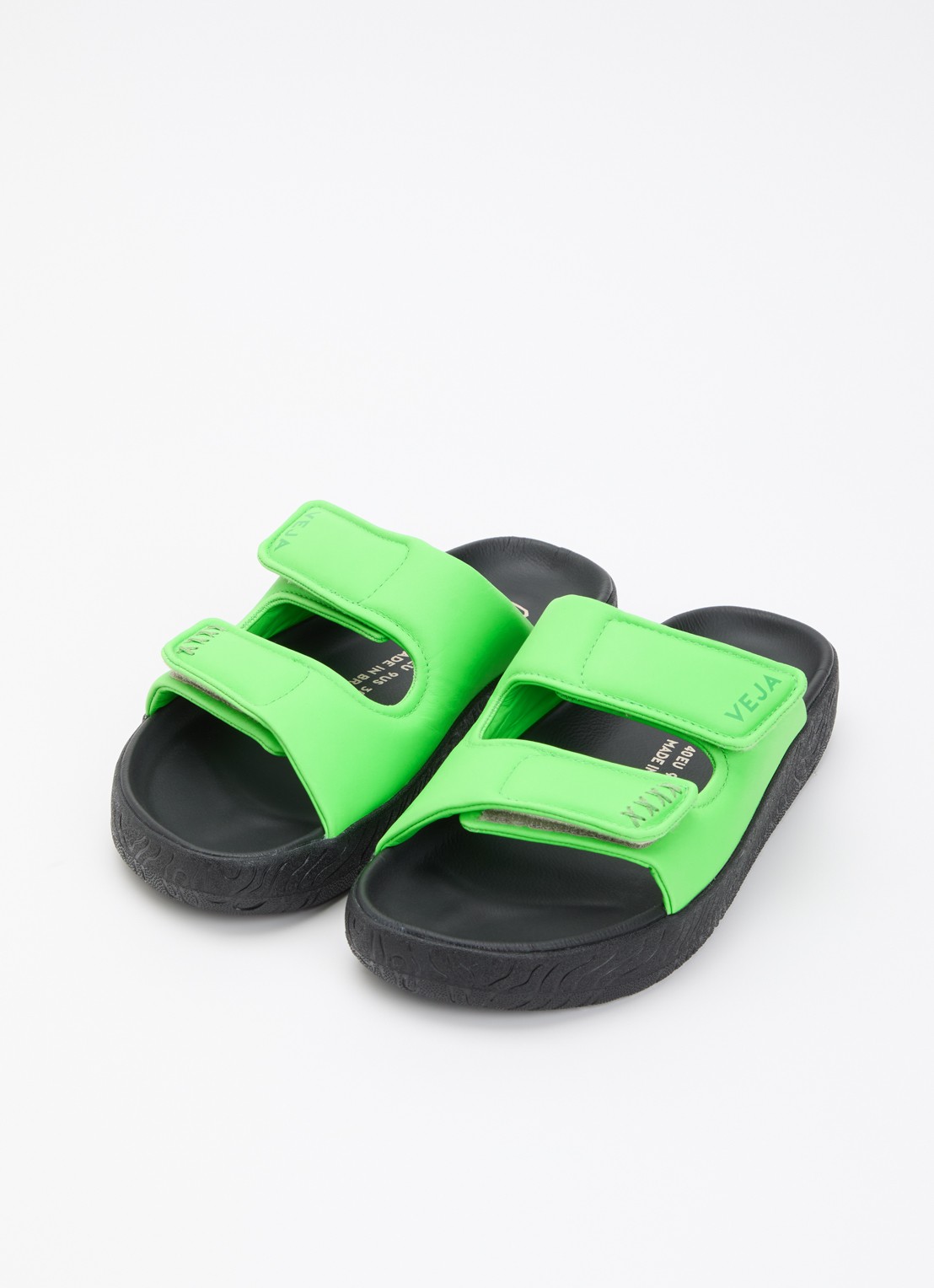 Veja Etna slipper van leer met logo - detail 3 neongroen