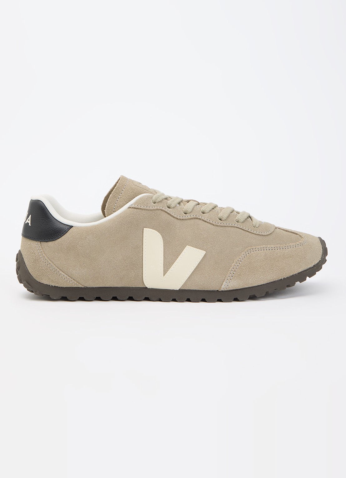 Veja GT sneaker van suède - voorkant 5 donkerbeige