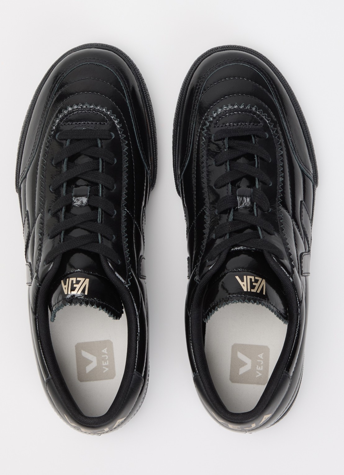 Veja Panenka sneaker van leer met lakfinish  - detail 4 zwart