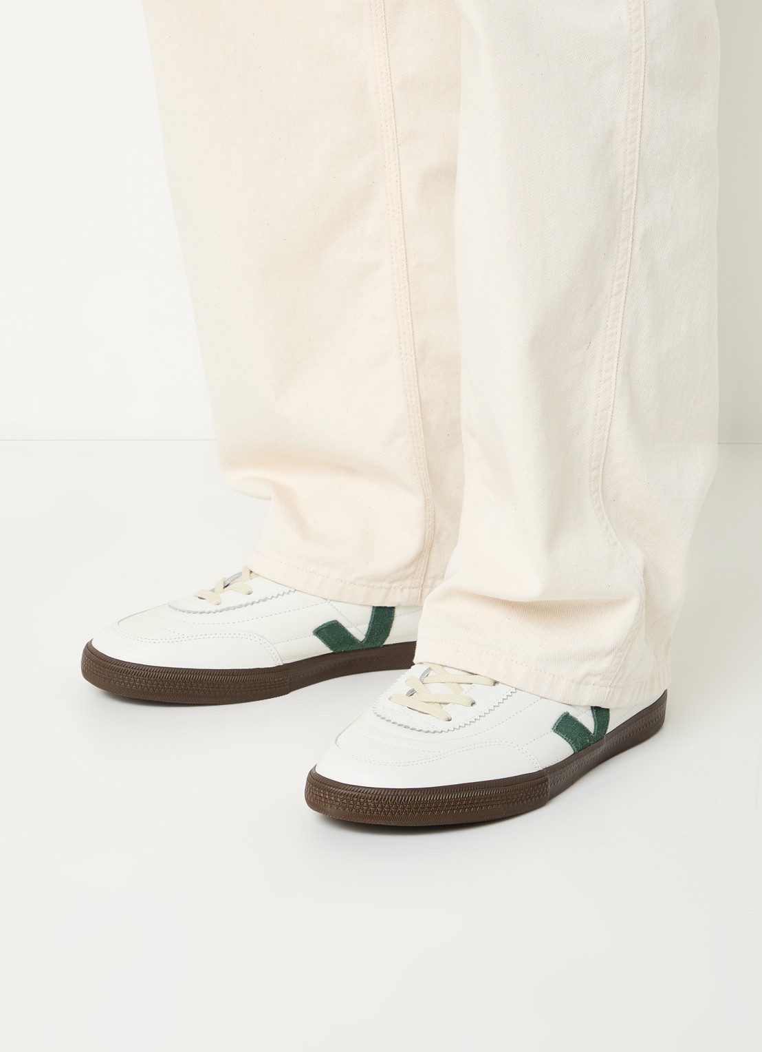 Veja Panenka sneaker van leer met suède details - voorkant 5 groen