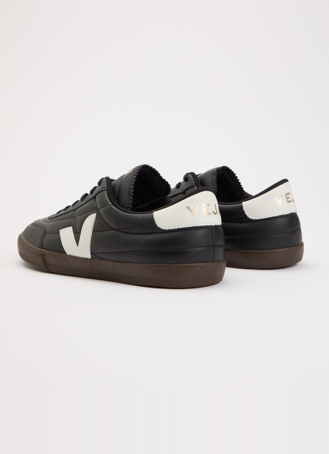 Veja Panenka sneaker van leer - achterkant zwart