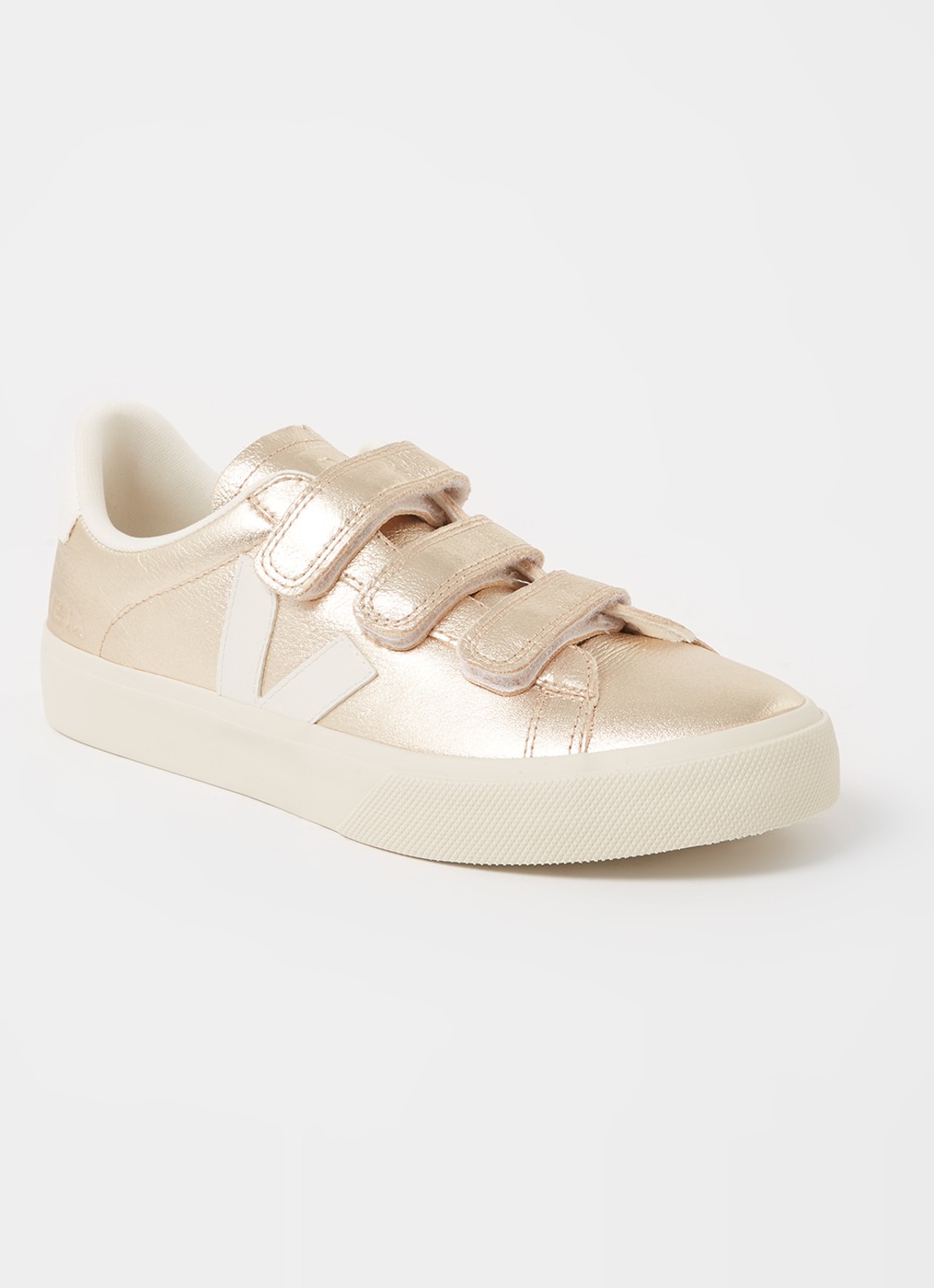 Veja Recife sneaker van leer met metallic finish - voorkant goud