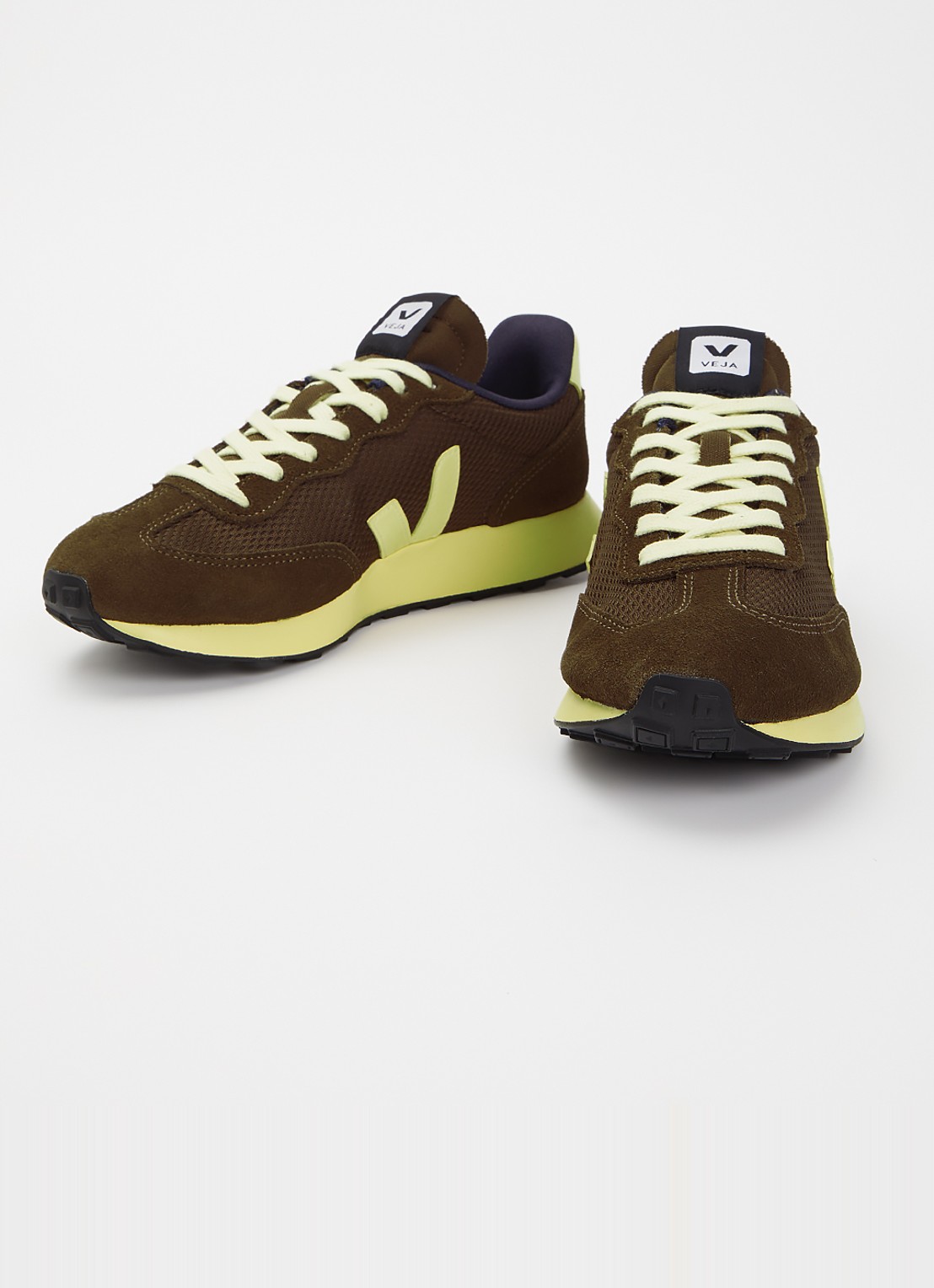 Veja Rio Branco II sneaker met suède details - detail 2 bruin