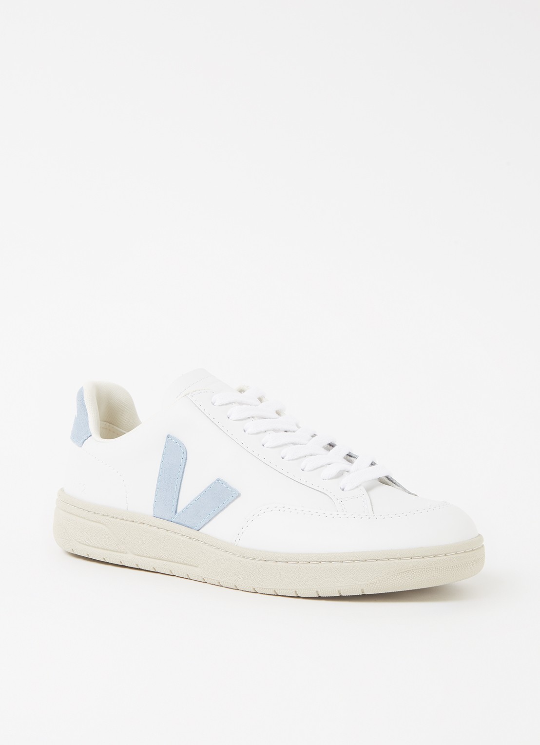 Veja V-12 sneaker van leer met suède details - voorkant lichtblauw