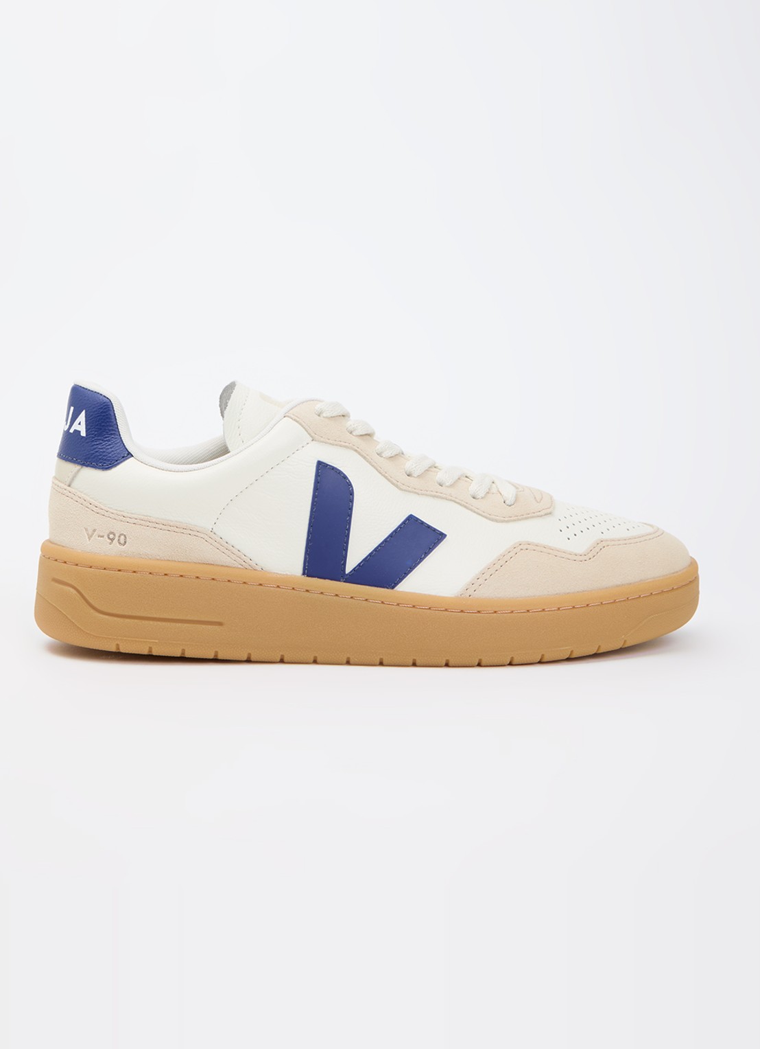 Veja V-90 sneaker van leer met suède details - voorkant gebroken wit