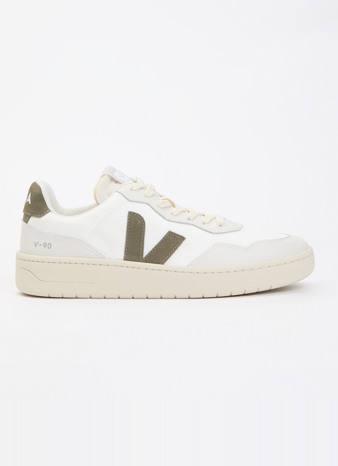 Veja V-90 sneaker van mesh met suède en leren details - voorkant 5 wit