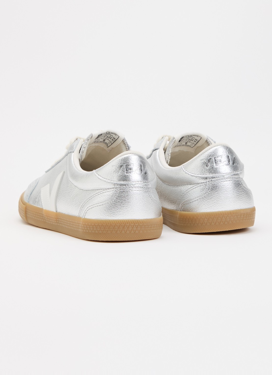 Veja Volley sneaker van leer met metallic finish - achterkant 2 zilver