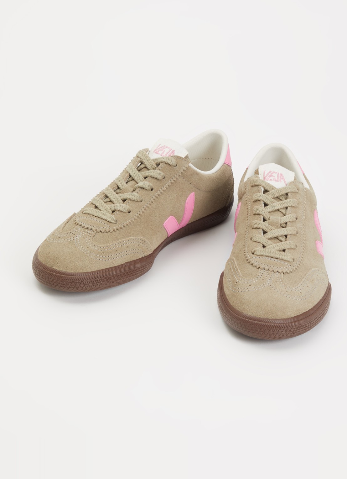 Veja Volley sneaker van leer suède - detail 2 lichtbruin