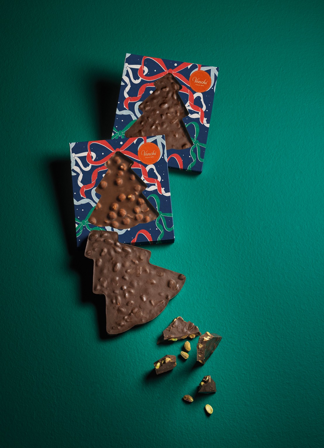 Venchi Christmas Vintage Dream melkchocolade met hazelnoten 200 gram - voorkant 2 undefined