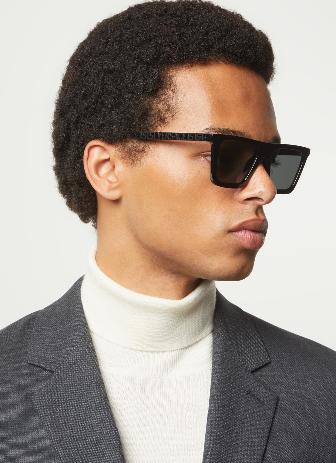 Versace Wayfarer zonnebril VE4468U - voorkant 5 zwart