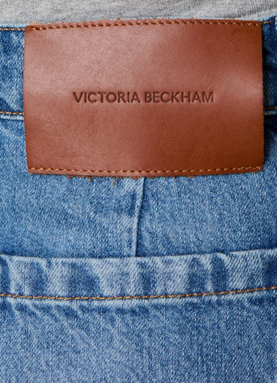 Victoria Beckham Alina 32 Inch high waist flared leg jeans met persplooi - detail 4 jeans