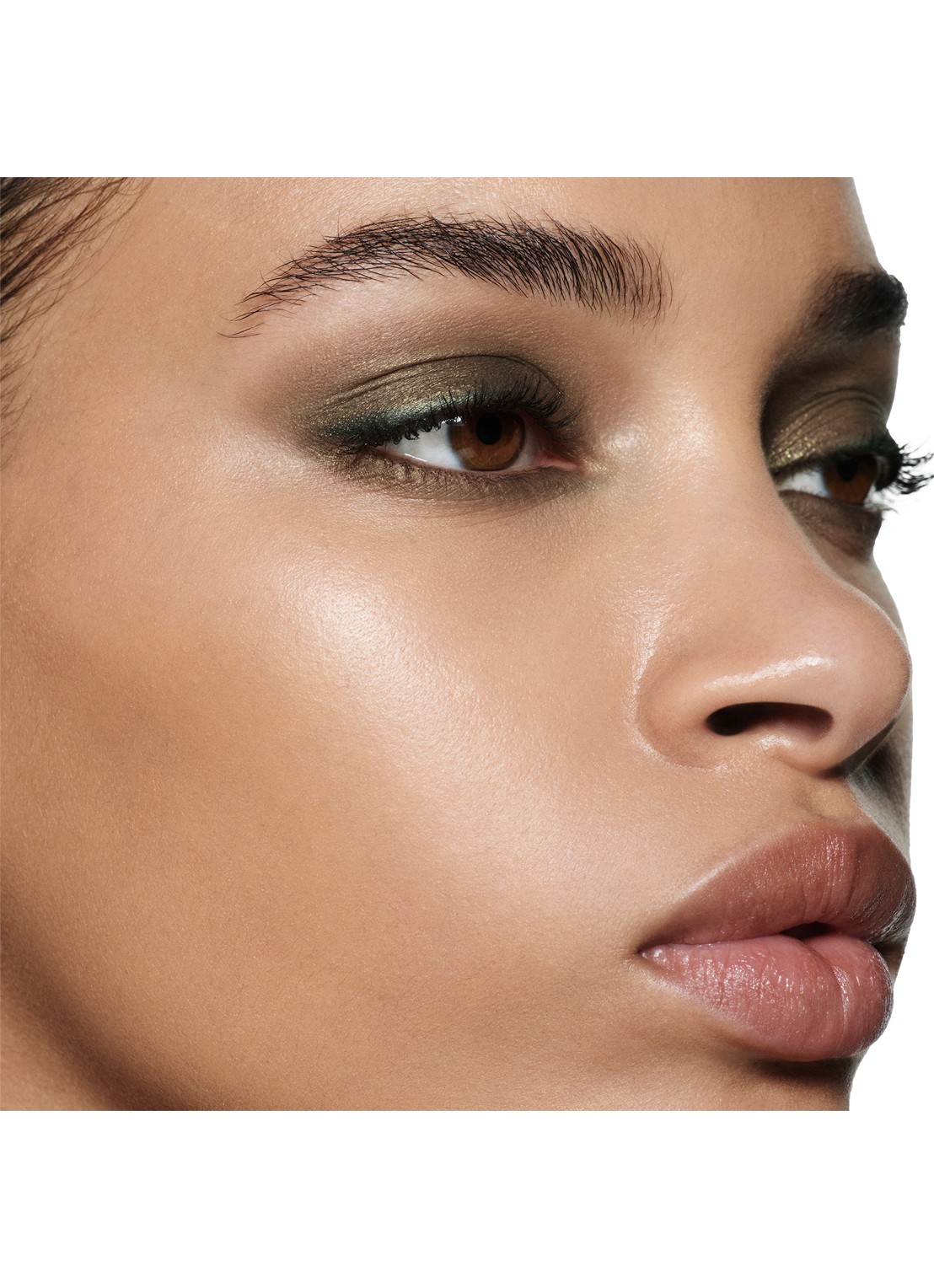 Victoria Beckham Eye Wardrobe - oogschaduwpalette navulling - detail 4 olive refill