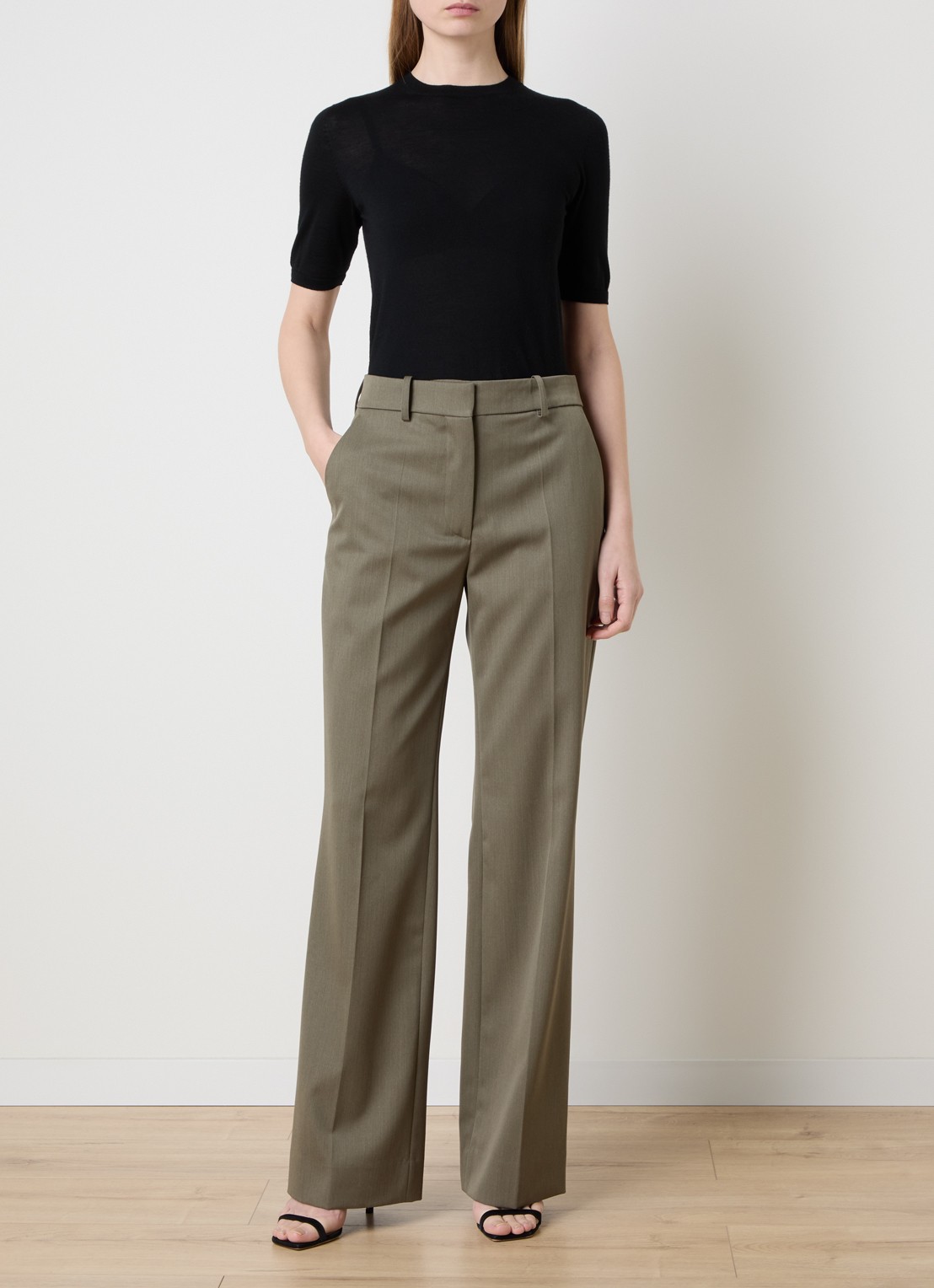 Victoria Beckham High waist straight fit pantalon in wolblend met persplooi - voorkant 2 groen