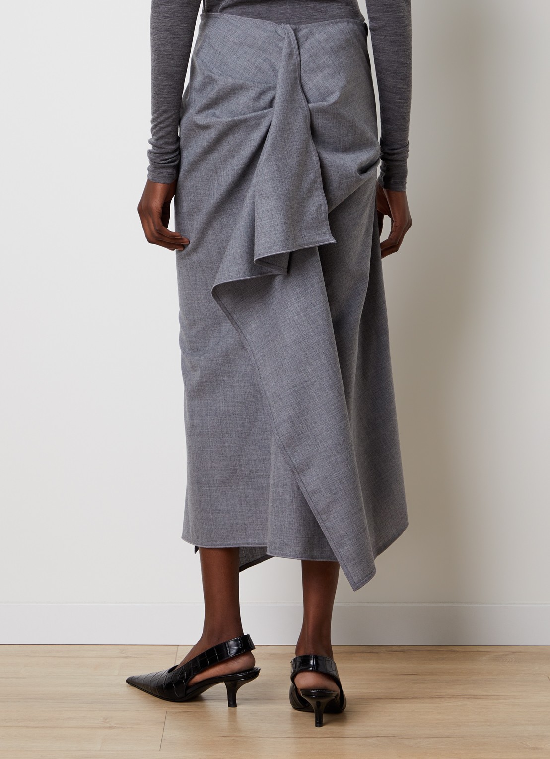 Victoria Beckham Midi rok van wol met asymmetrisch detail - achterkant grijsmele