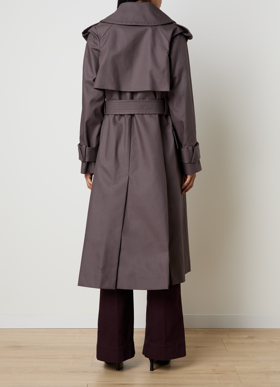 Victoria Beckham Philippa trenchcoat met strikceintuur - achterkant 6 antraciet