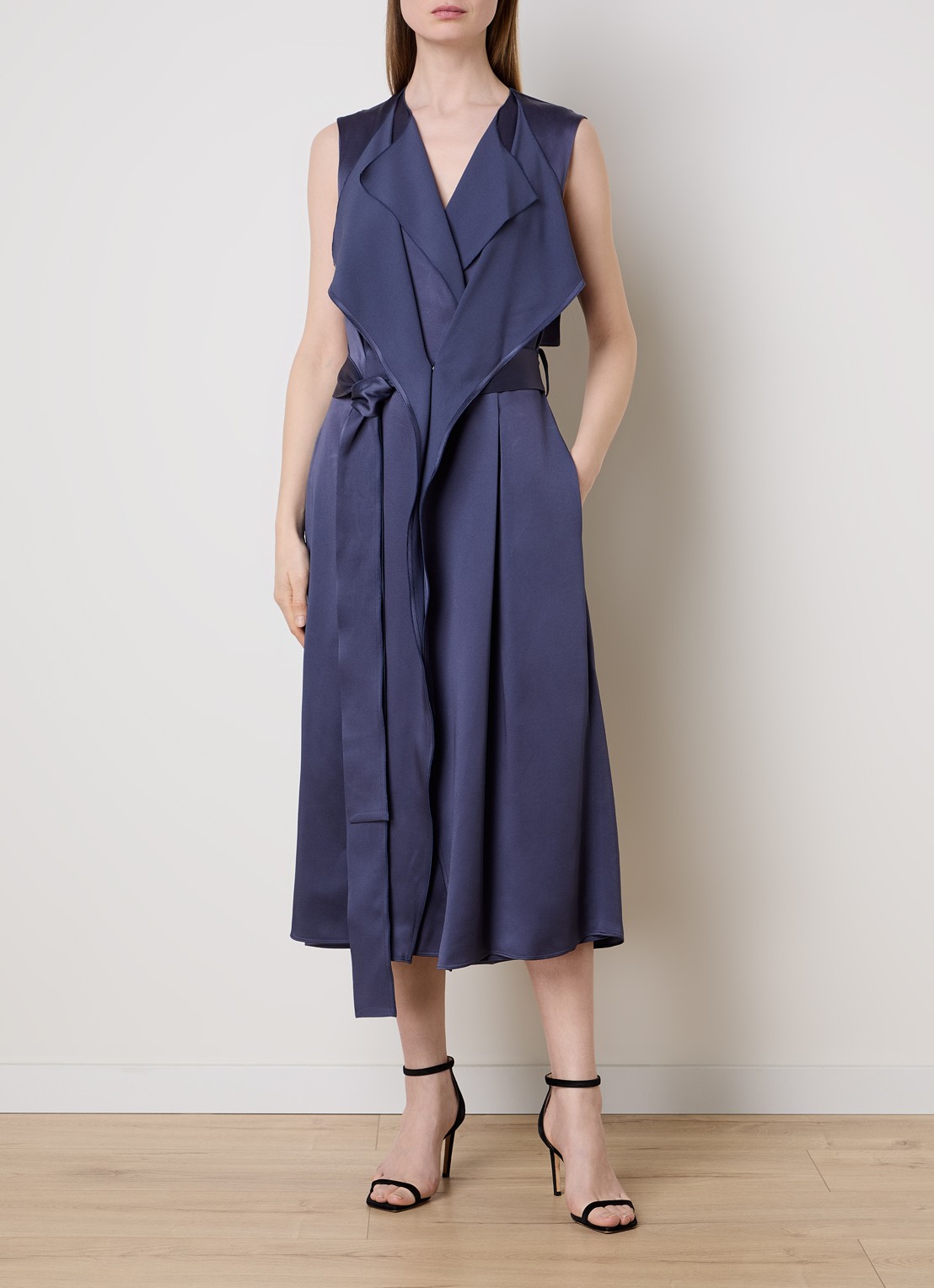 Victoria Beckham Sybil midi blazerjurk met steekzakken - detail 2 staalblauw