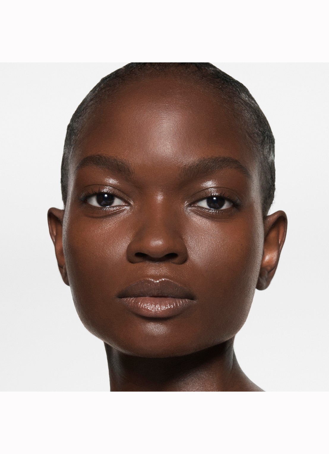 Victoria Beckham The Foundation Drops - foundation - detail 2 16 deep