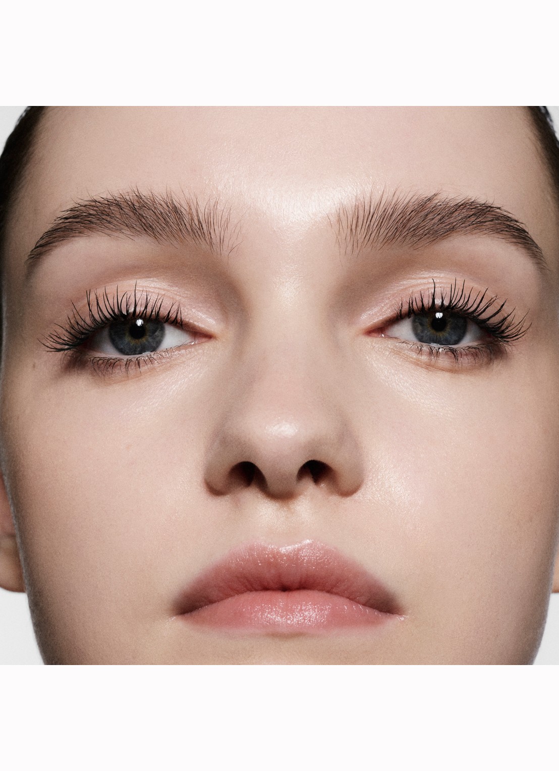 Victoria Beckham Vast Lash Mascara - detail 4 black
