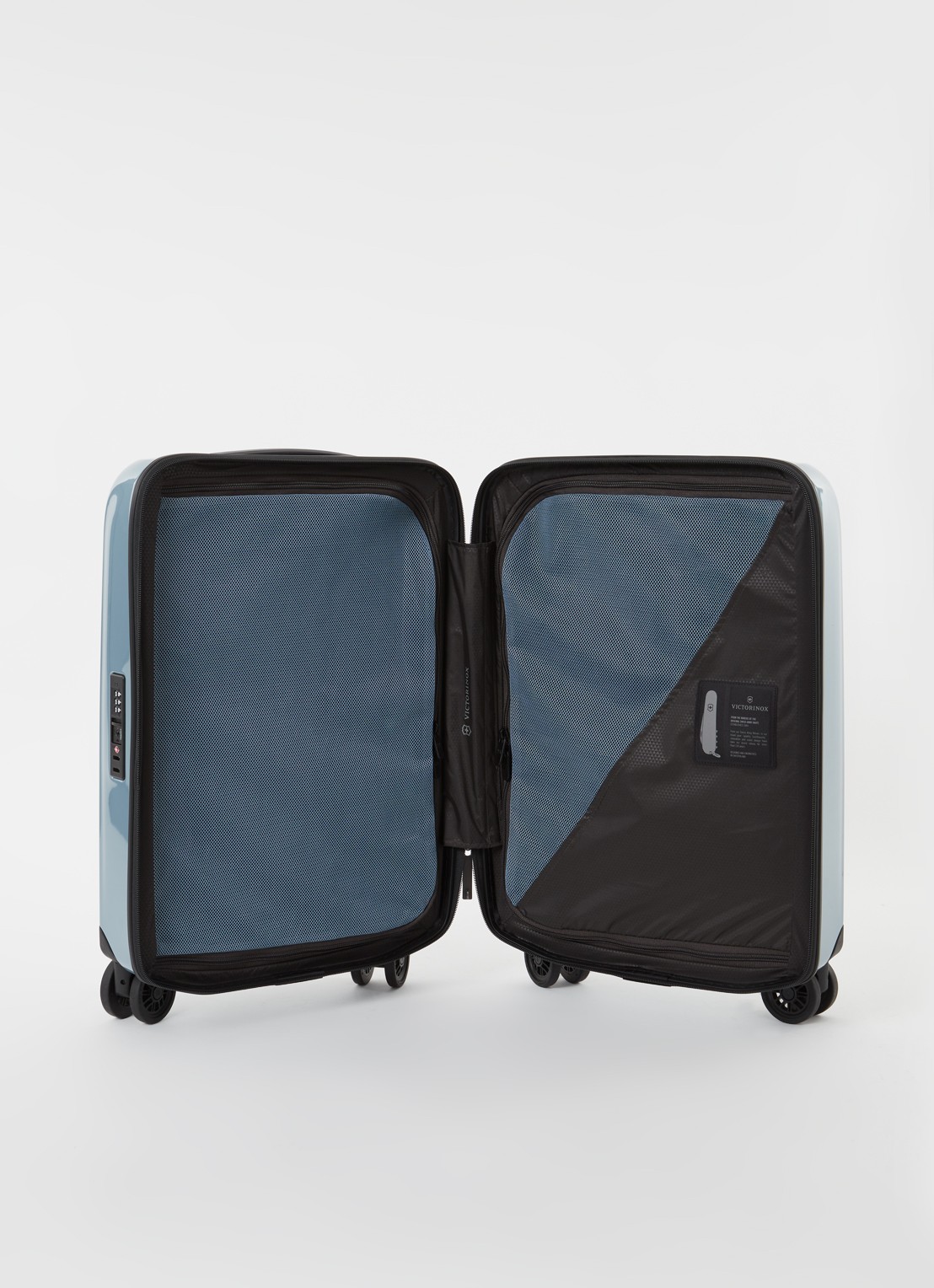 Victorinox Airox Global spinner 55 cm - detail 3 blauwgrijs