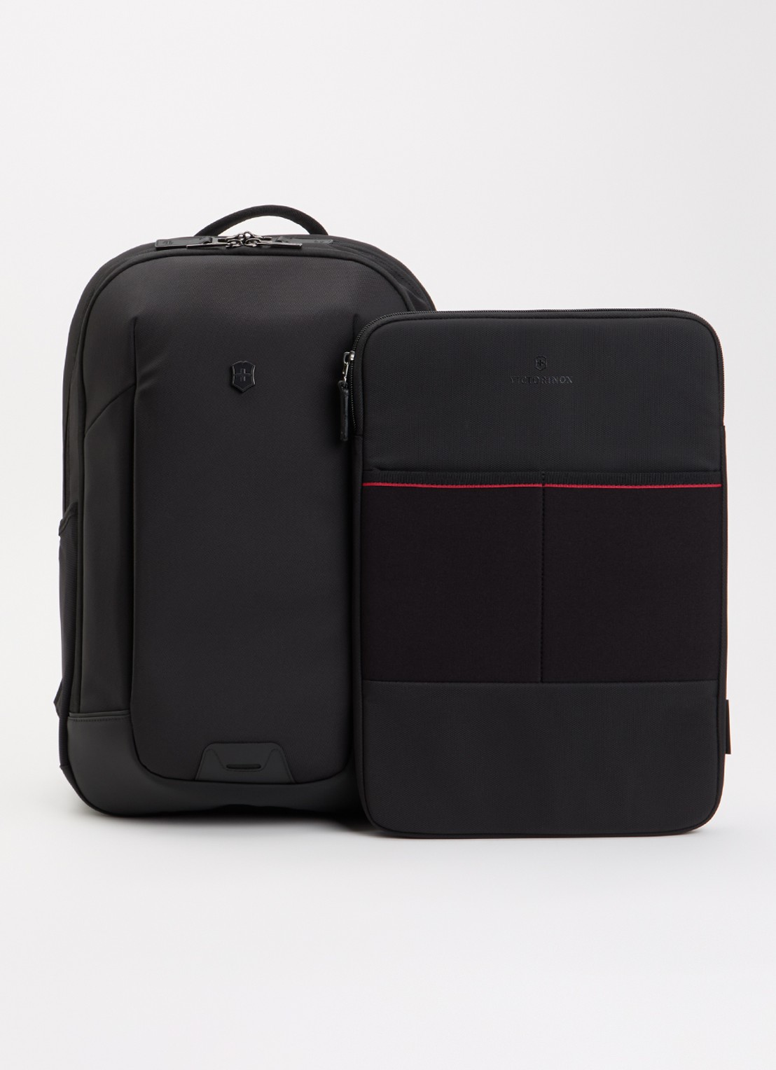 Victorinox Altmont Modern Compact rugzak met uitneembare laptophoes 15,6 inch - unisex - voorkant zwart