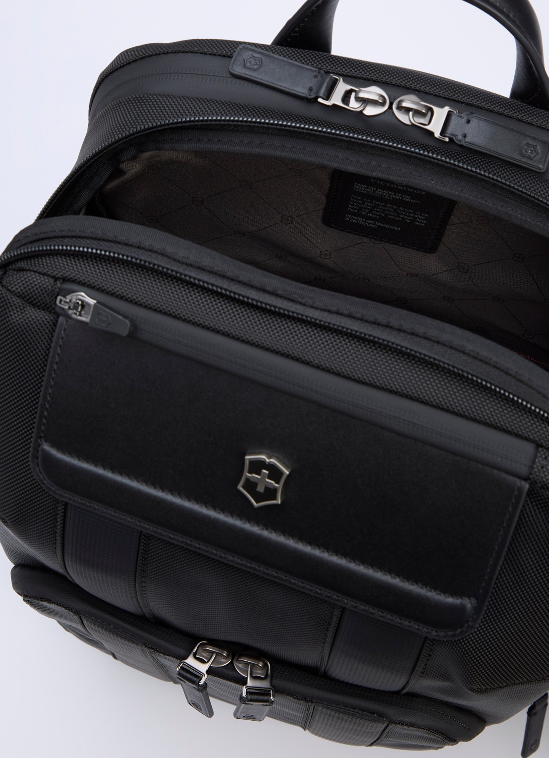 Victorinox Architecture Urban 2 rugzak met 15 inch laptopvak - detail 3 zwart