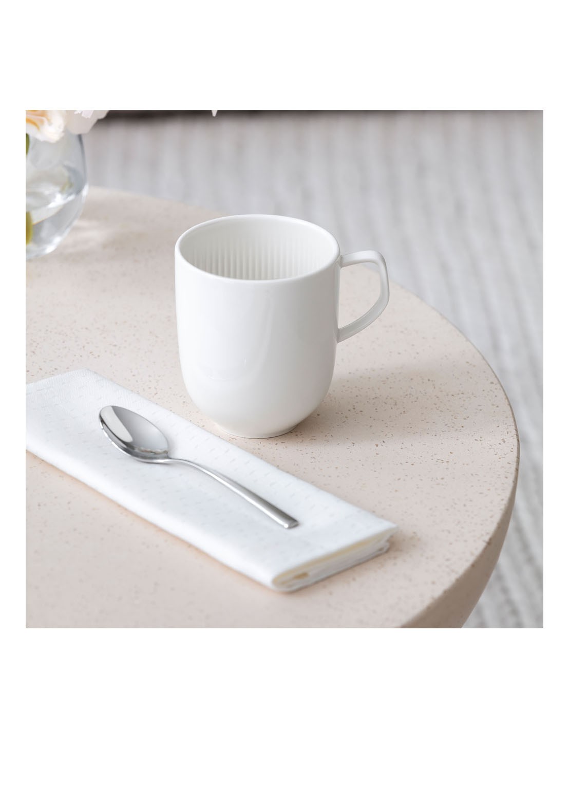 Villeroy & Boch Afina mok 35 cl - voorkant 2 gebroken wit