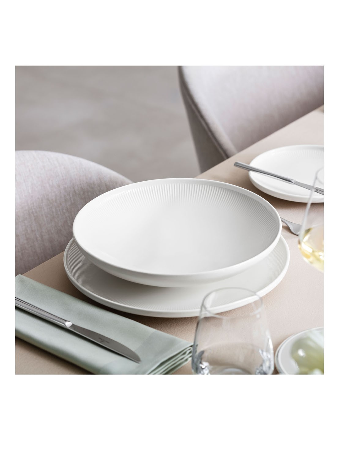 Villeroy & Boch Afina schaal 25 cm - voorkant 3 gebroken wit
