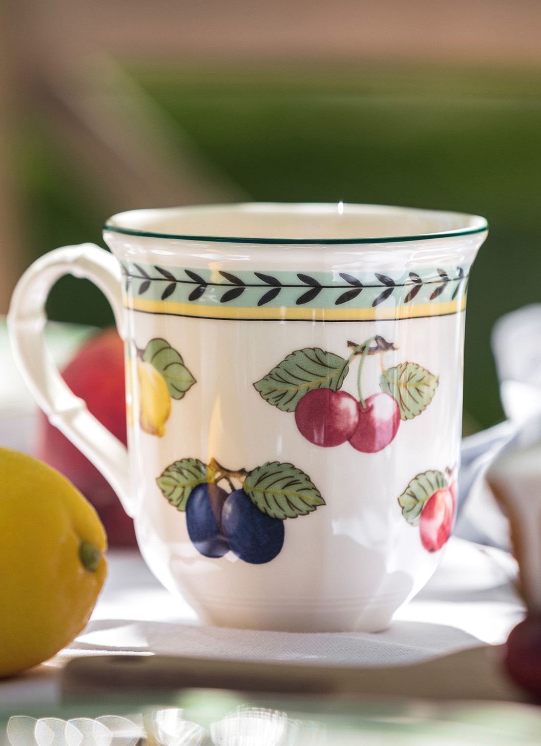 Villeroy & Boch Becher mit Henkel   Genie?en m - achterkant lindegroen