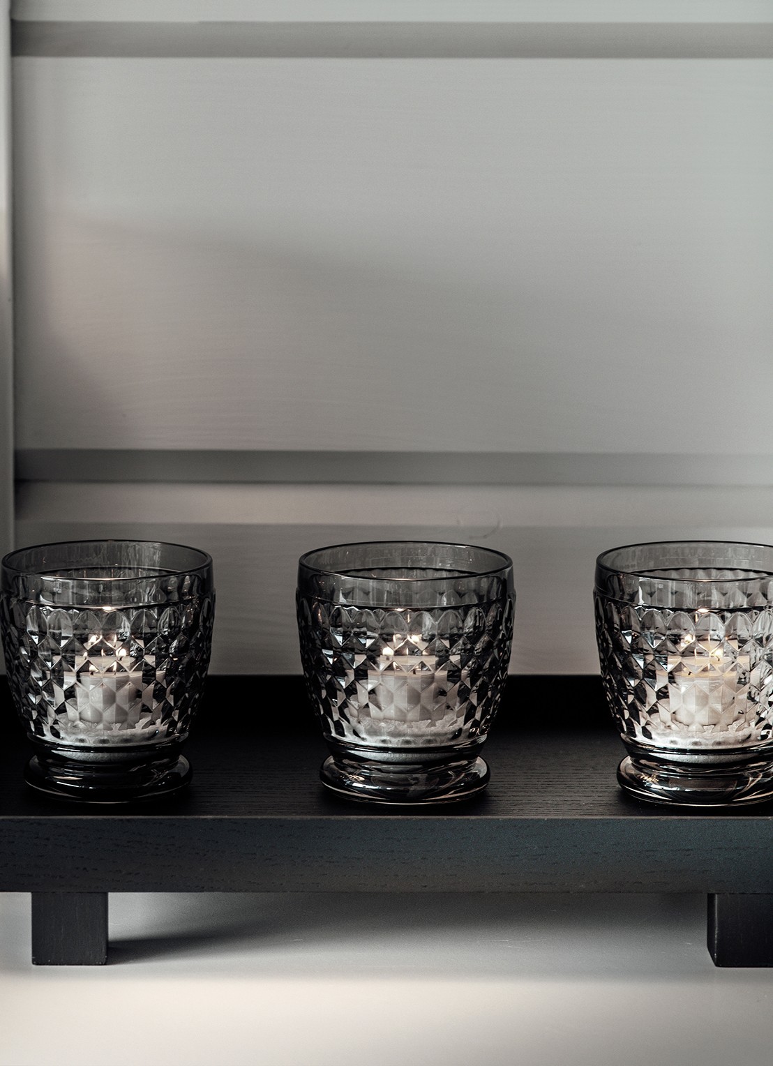 Villeroy & Boch Boston Smoke waterglas 33 cl - voorkant 2 grijs