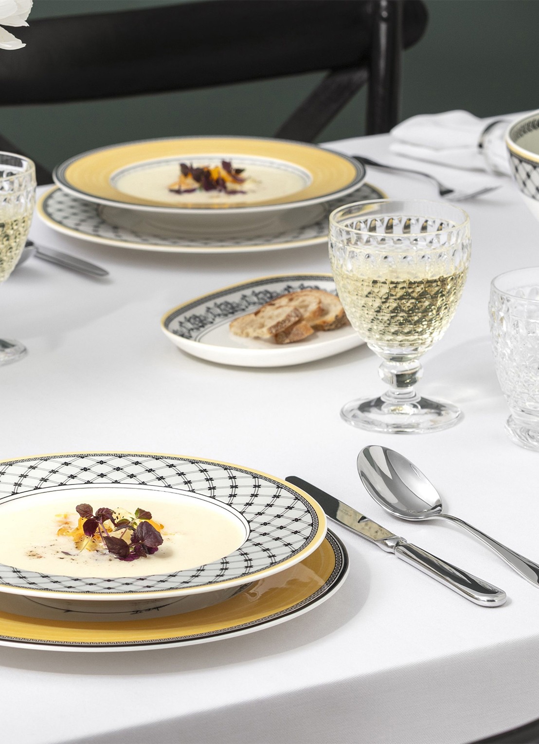 Villeroy & Boch Boston waterglas 33 cl - achterkant 2 transparant