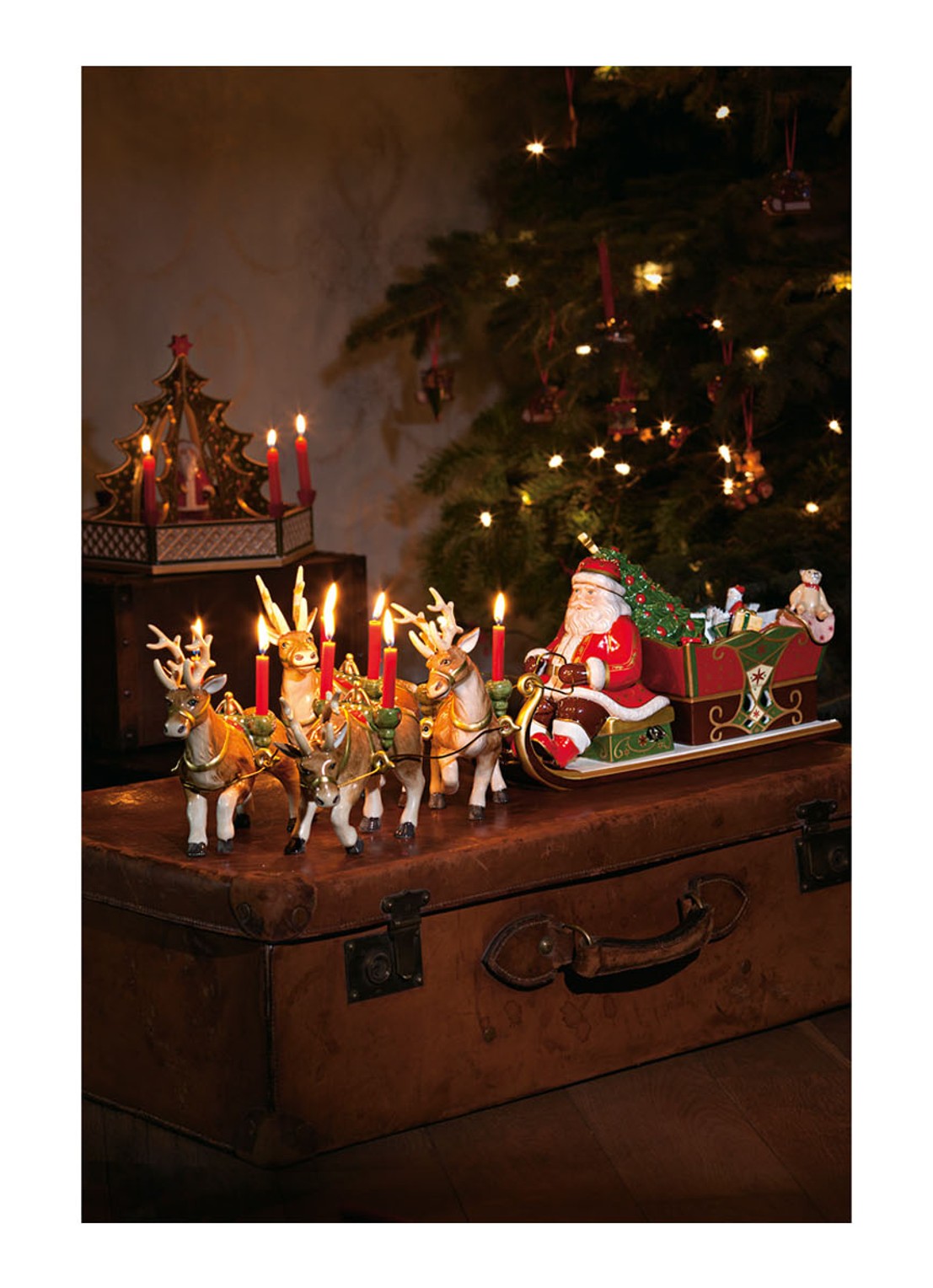 Villeroy & Boch Christmas Toy's Memory Kerst arreslee met speeldoos - voorkant 5 steenrood