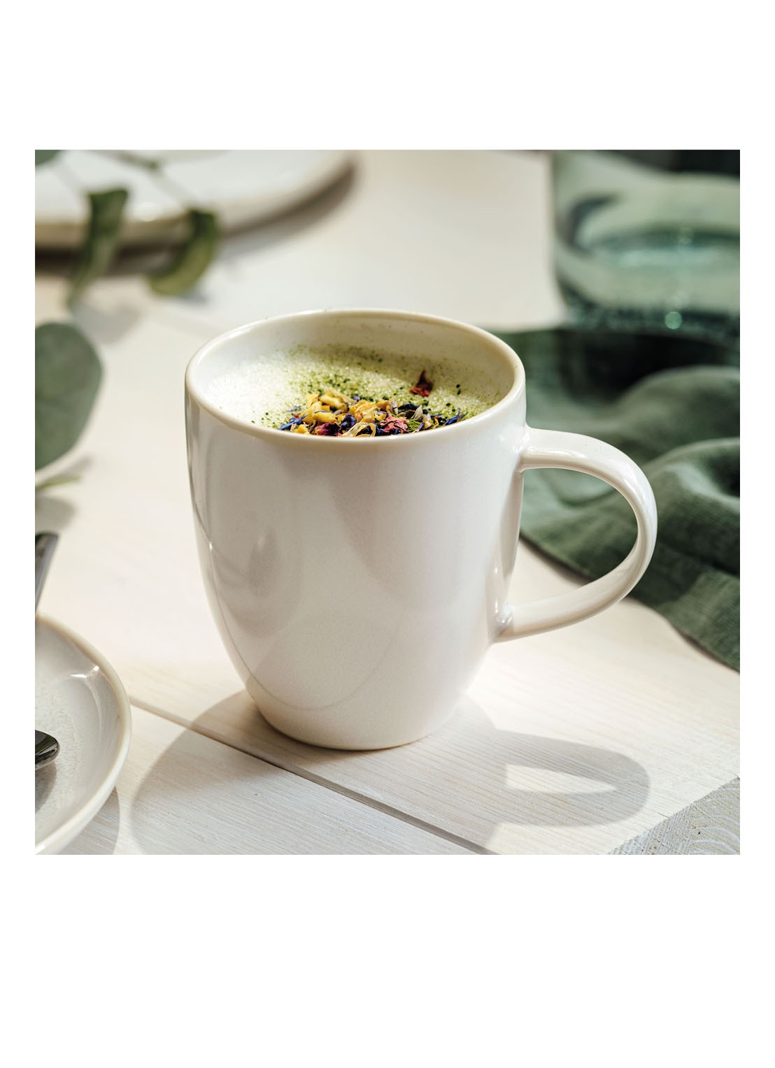 Villeroy & Boch Crafted Cotton mok 35,8 cl - voorkant 2 gebroken wit