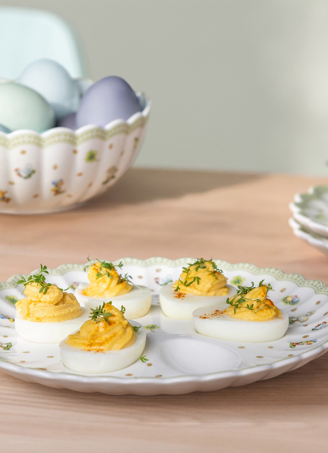 Villeroy & Boch Easter Delight eierbord 24 cm - achterkant 3 gebroken wit