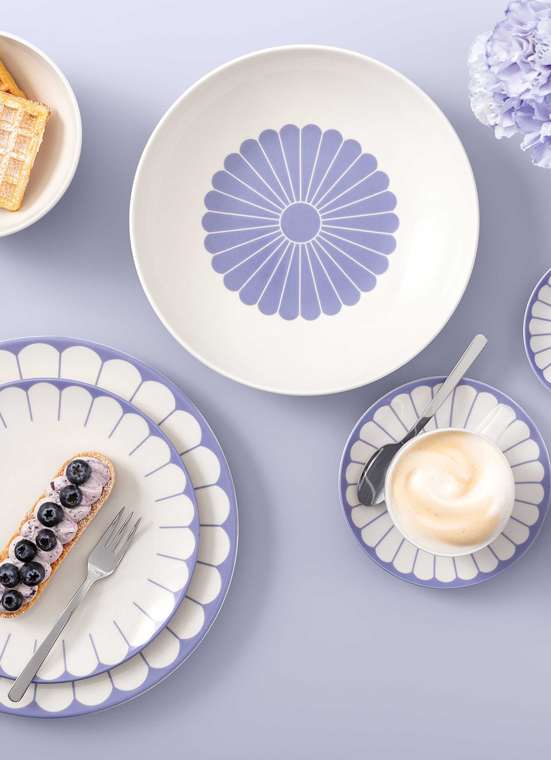 Villeroy & Boch Fleur koffiekopje 16 cl - voorkant 2 lichtblauw