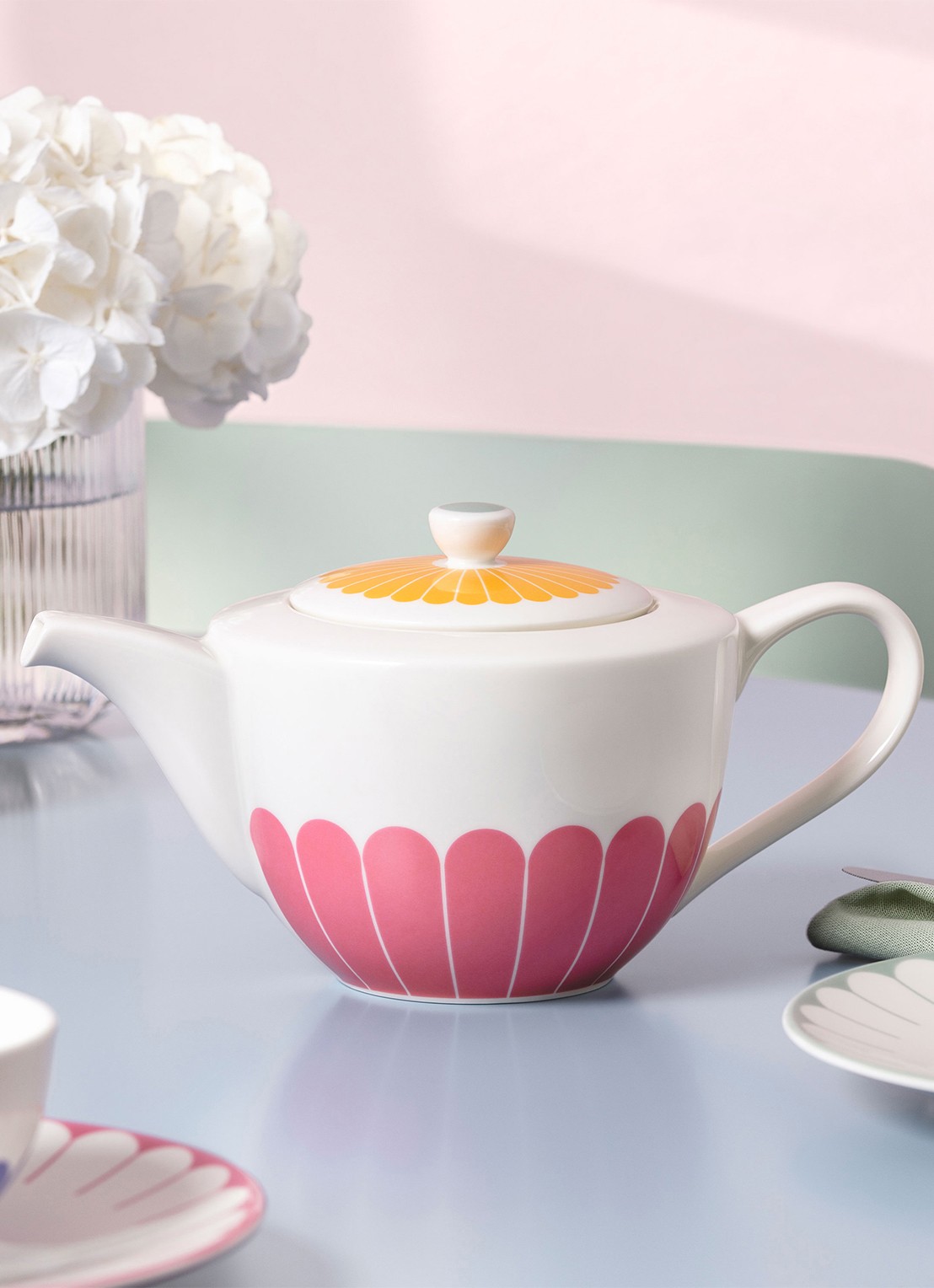 Villeroy & Boch Fleur theepot  - achterkant donkerroze