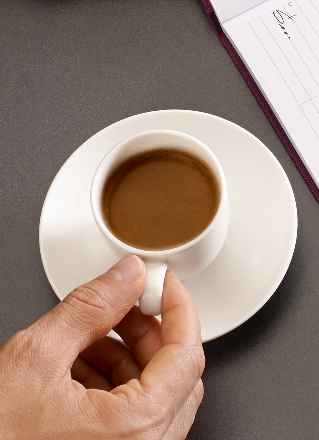 Villeroy & Boch For Me espressokop 100 ml - voorkant 2 gebroken wit
