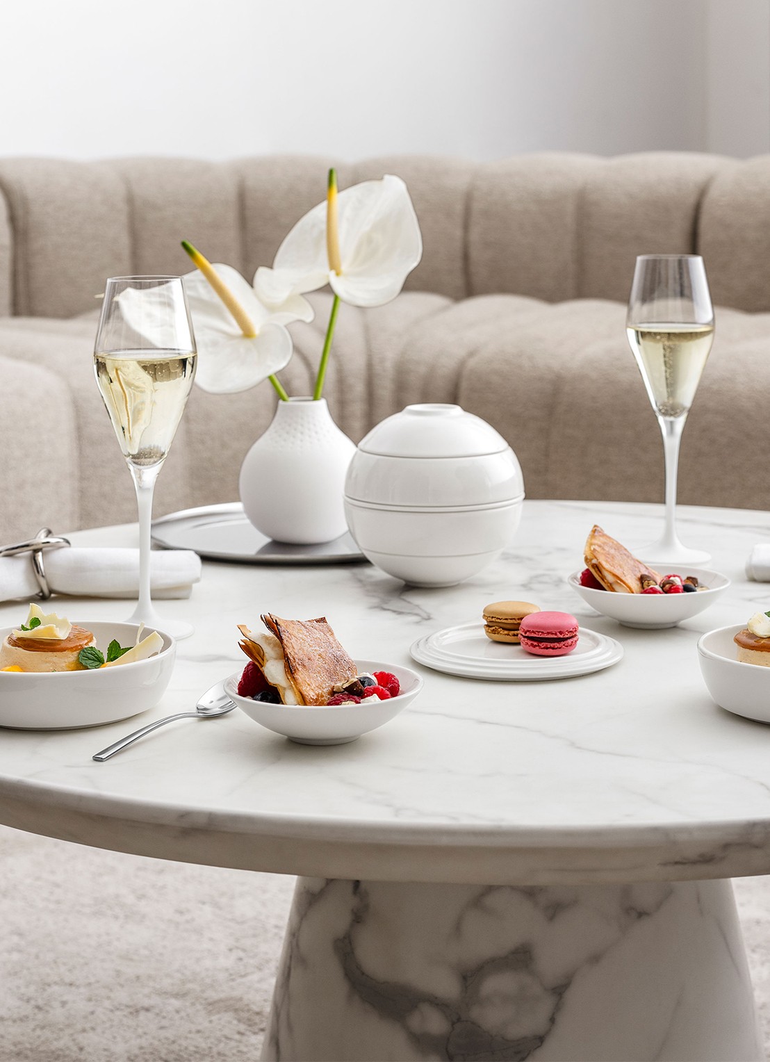 Villeroy & Boch Iconic La petite Boule serviesset 5-delig - voorkant 2 wit