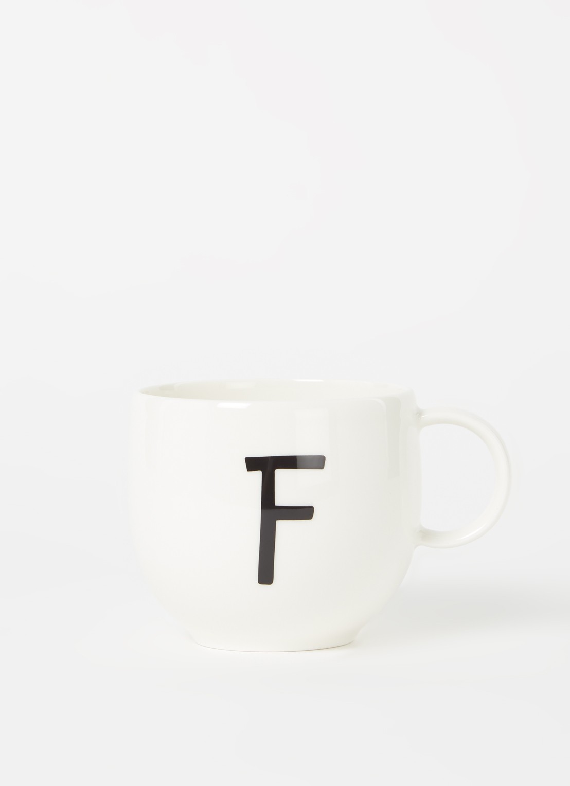 Villeroy & Boch Like Letters F mok 38 cl - voorkant 2 gebroken wit