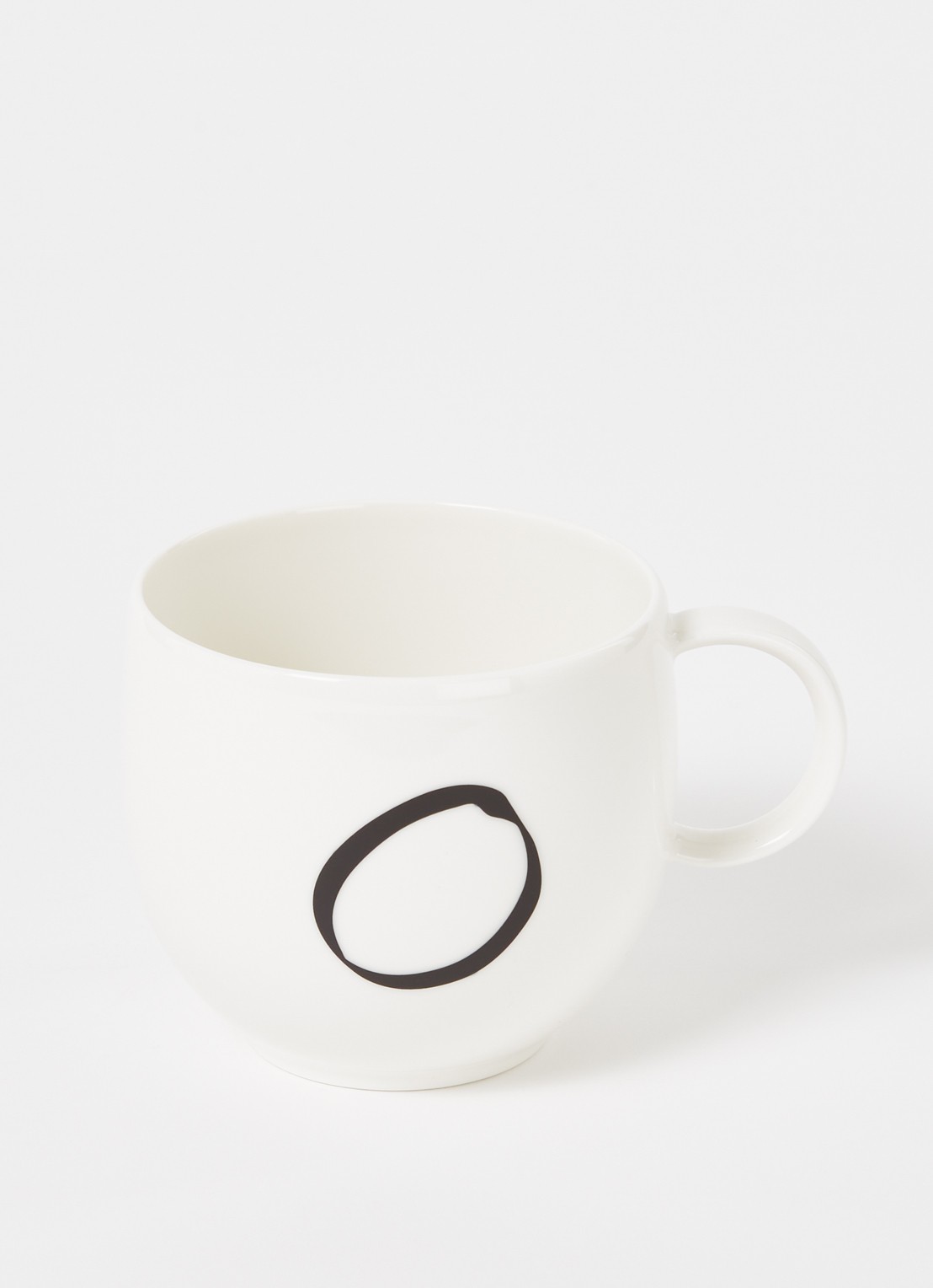 Villeroy & Boch Like Letters O mok 38 cl - voorkant 3 gebroken wit