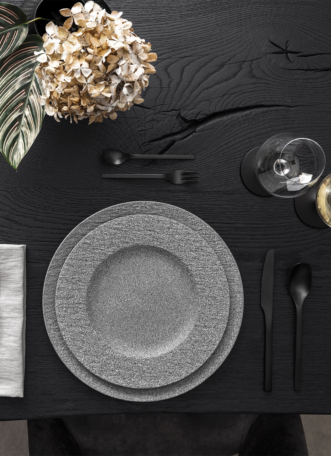 Villeroy & Boch Manufacture Rock bestekset 16-delig - voorkant 4 zwart