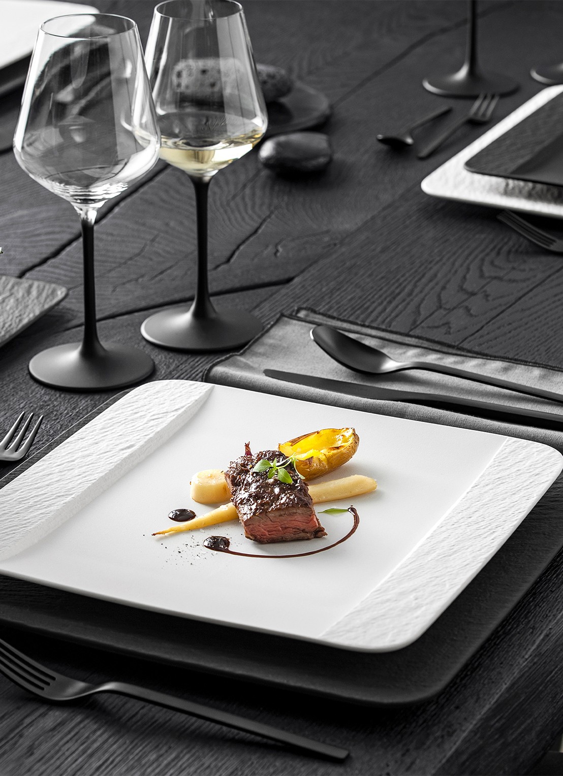 Villeroy & Boch Manufacture Rock dinerbord 28 cm  - voorkant 2 gebroken wit