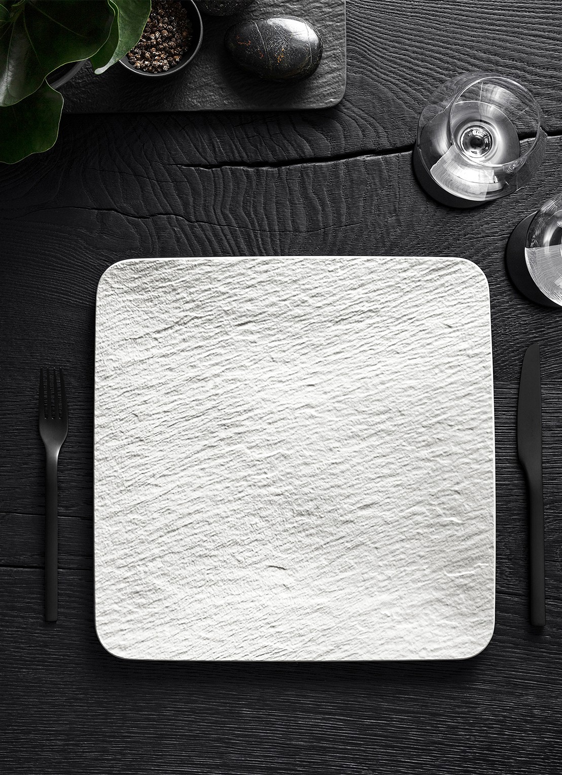Villeroy & Boch Manufacture Rock serveerplank van porselein 32,5 x 32,5 cm  - voorkant 2 gebroken wit