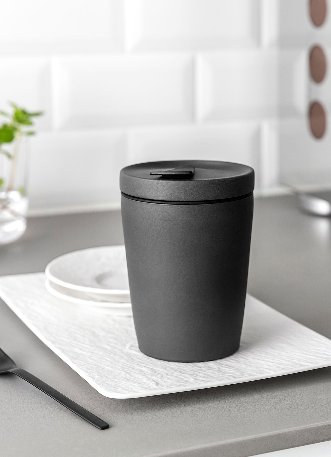 Villeroy & Boch Manufacture Rock To Go koffiebeker 29 cl - achterkant donkergrijs