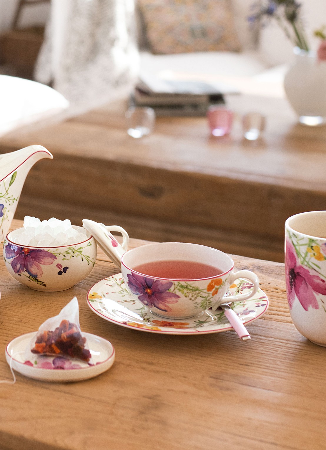 Villeroy & Boch Mariefleur kopje 24 cl - voorkant 2 gebroken wit
