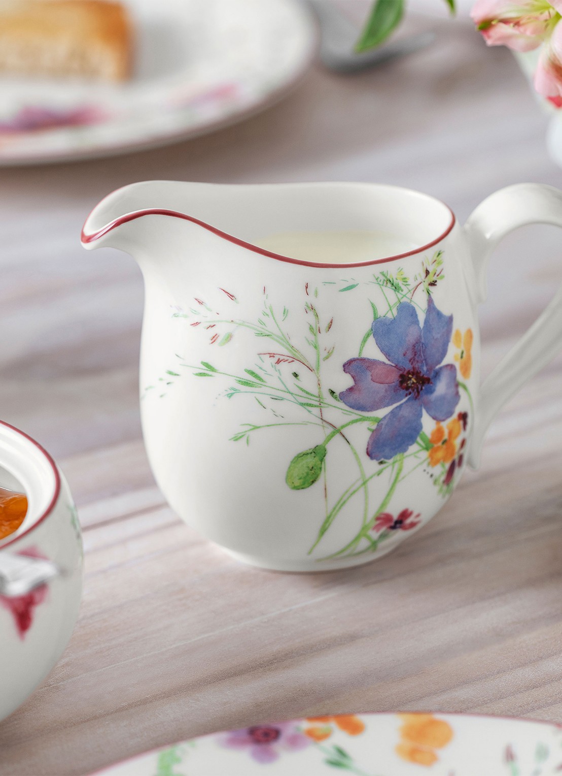 Villeroy & Boch Mariefleur melkkan 30 cl - achterkant gebroken wit
