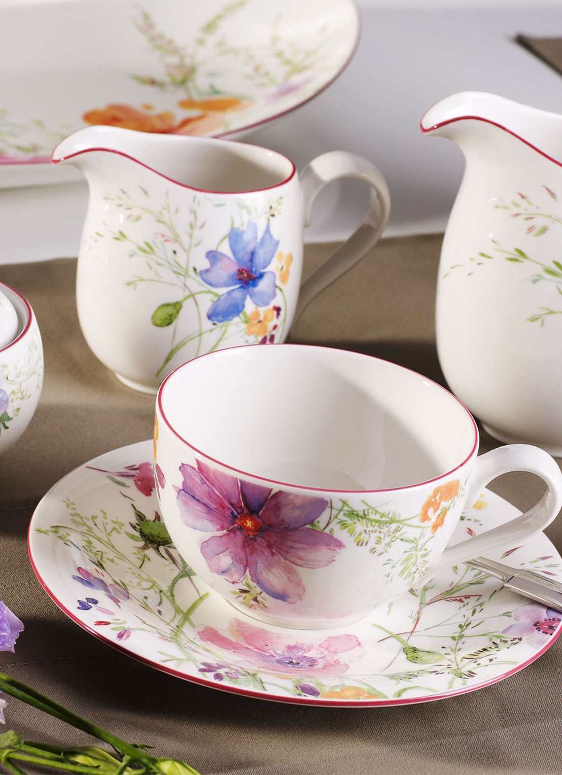 Villeroy & Boch Mariefleur melkkan 30 cl - voorkant 3 gebroken wit