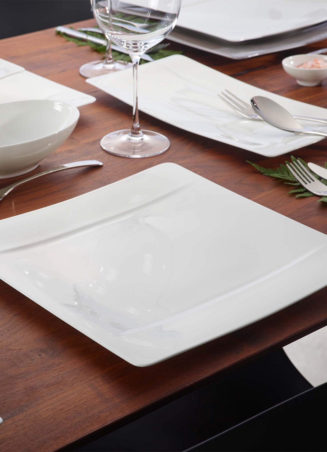Villeroy & Boch Modern Grace dinerbord 31 cm - voorkant 2 gebroken wit