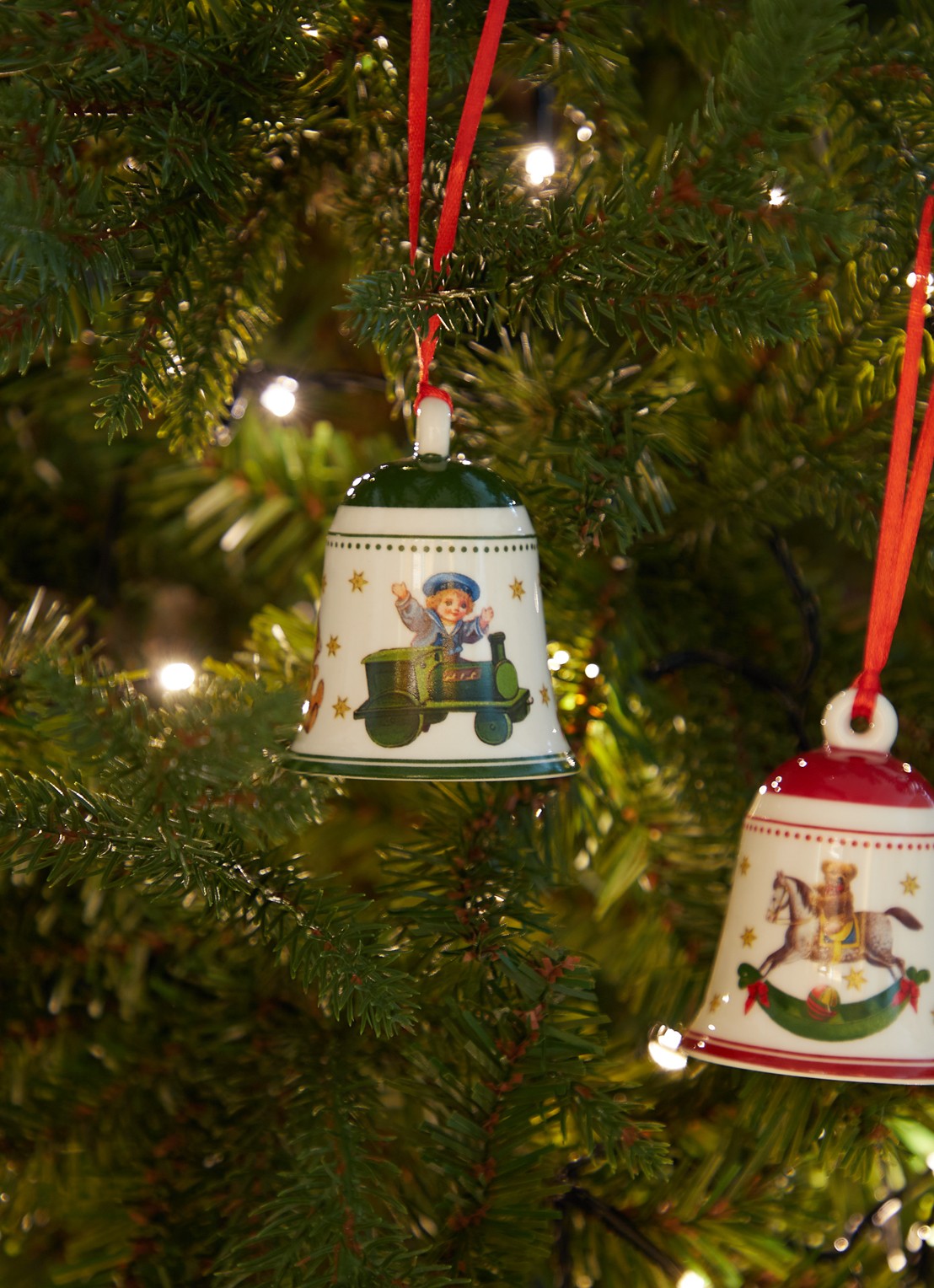 Villeroy & Boch My Christmas Tree Klokje kersthanger 6,9 cm - voorkant 2 groen